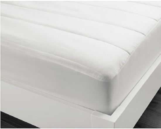 Cubrecolchón Exquisite Fill Quilt en Blanco